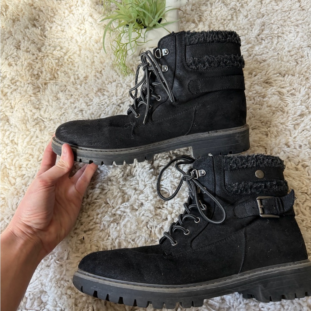 Stylish fluffy lined heavy duty stylish Black Combat Boots for Women